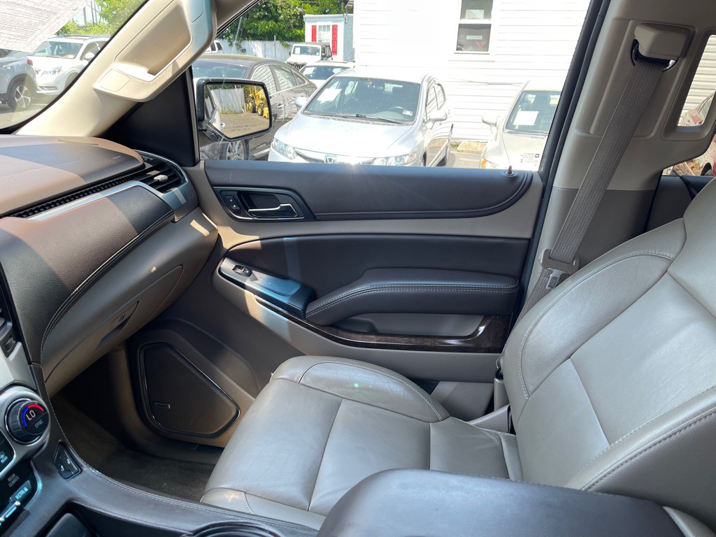 2015 Chevrolet Tahoe Image 21