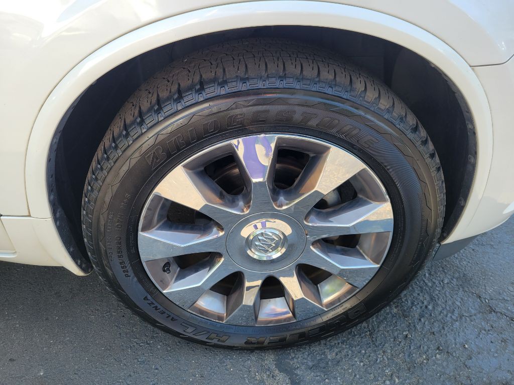 2017 Buick Enclave Image 17
