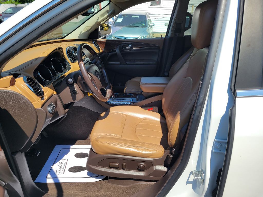 2017 Buick Enclave Image 19