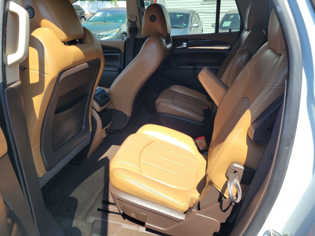 2017 Buick Enclave Image 22