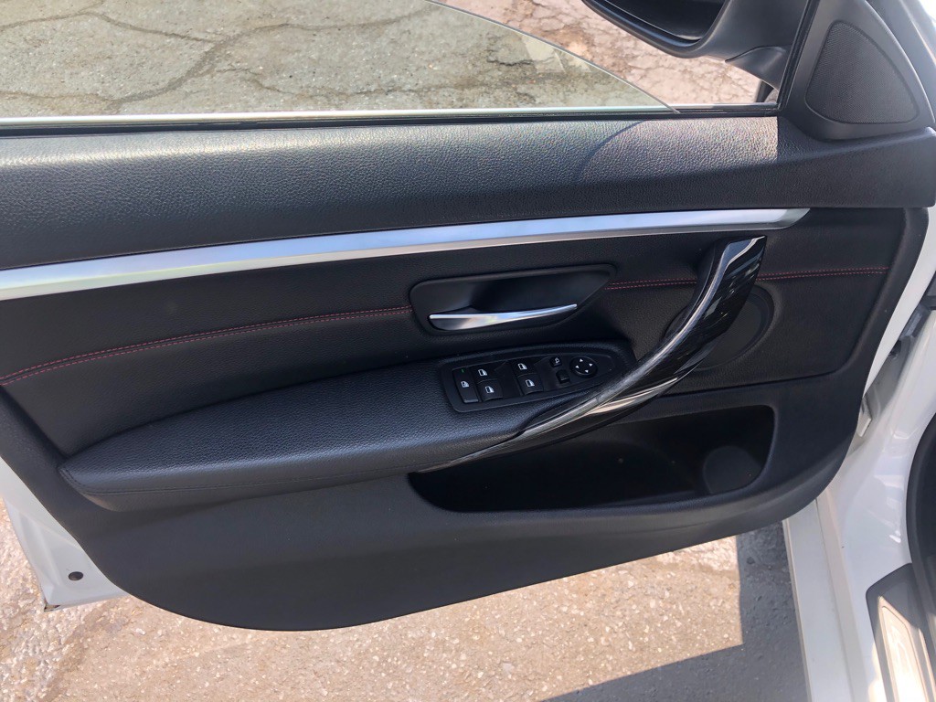 2017 BMW 4 Series Image 18
