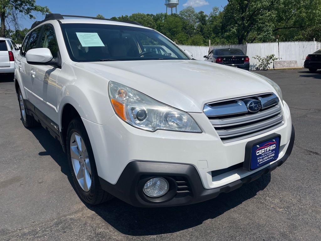 2014 Subaru Outback Image 7