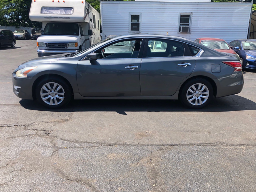 2014 Nissan Altima Image 3