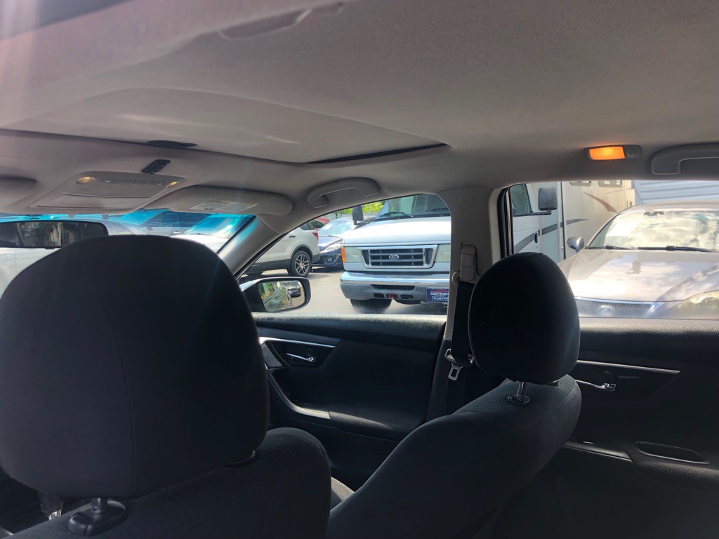 2014 Nissan Altima Image 19