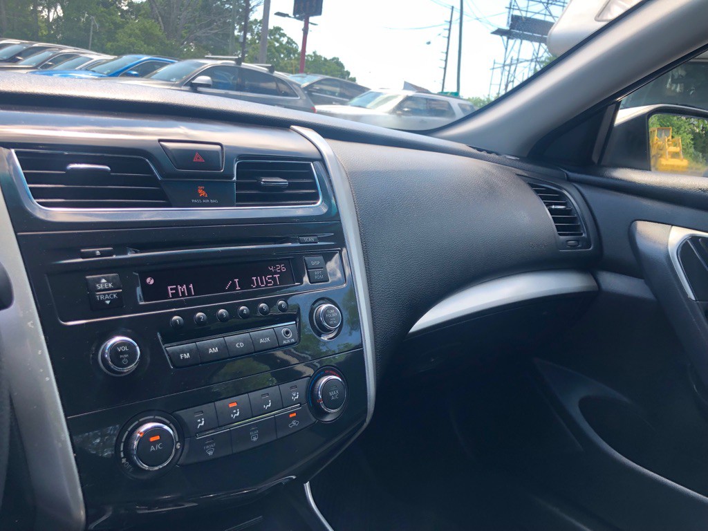 2014 Nissan Altima Image 27