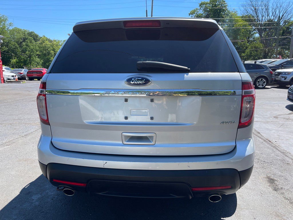 2015 Ford Explorer Image 4