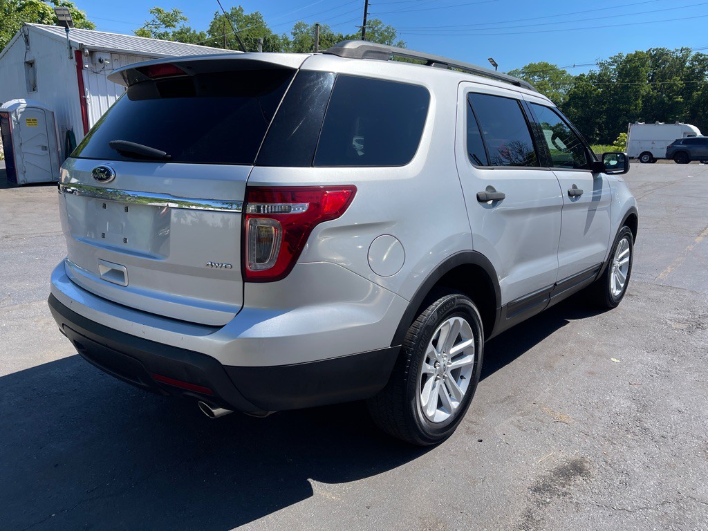2015 Ford Explorer Image 5