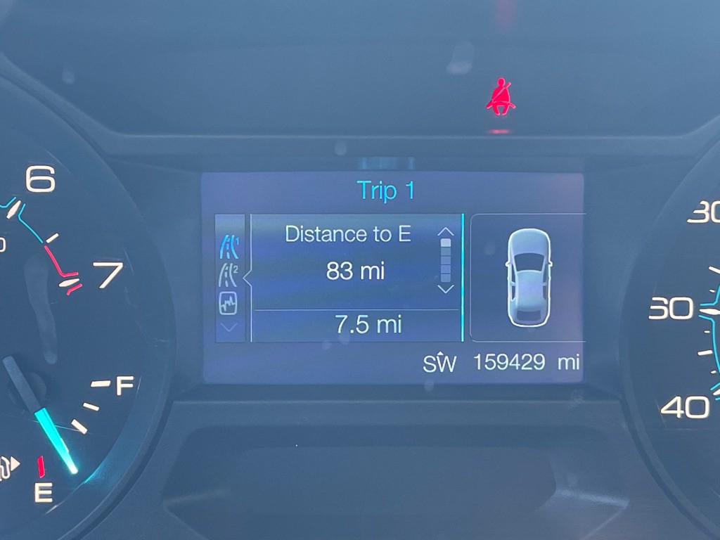 2015 Ford Explorer Image 18