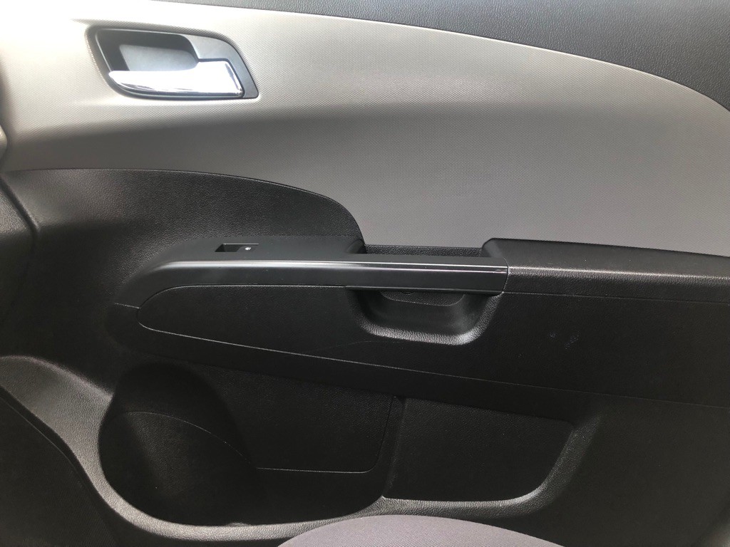 2015 Chevrolet Sonic Image 34