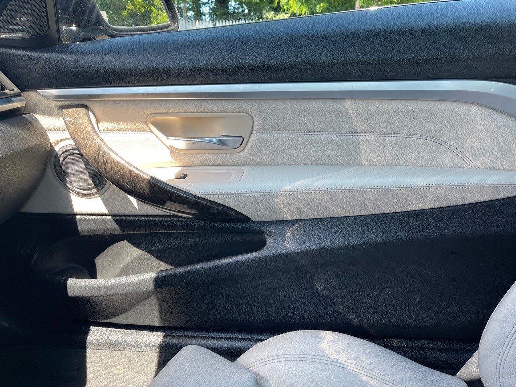 2016 BMW 4 Series Image 27