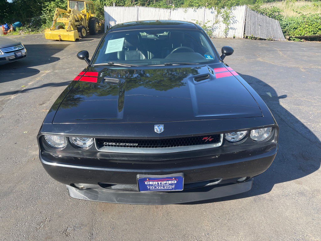 2010 Dodge Challenger Image 8