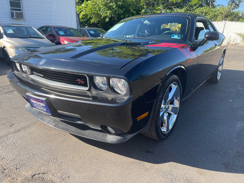 2010 Dodge Challenger Image 4