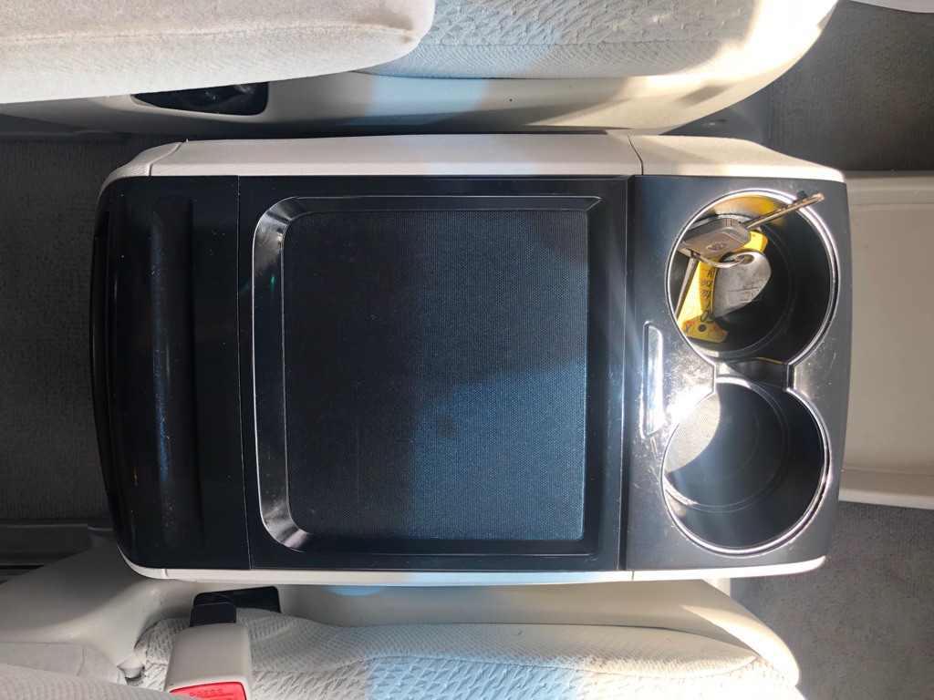 2011 Toyota Sienna Image 31
