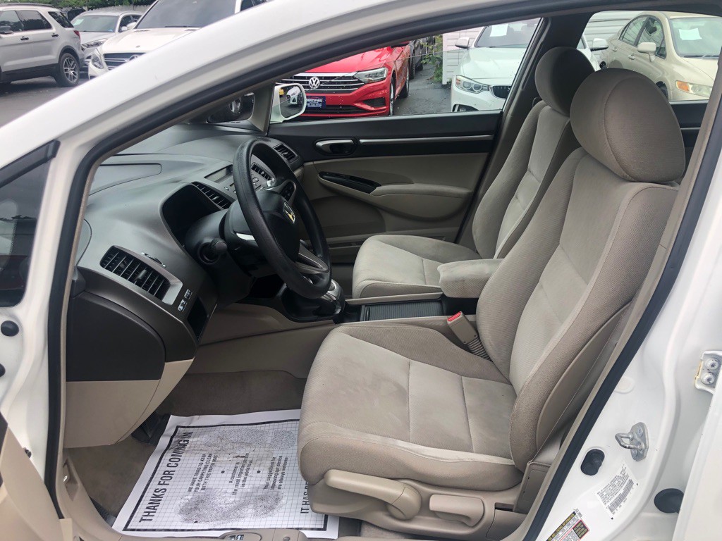 2011 Honda Civic Image 10