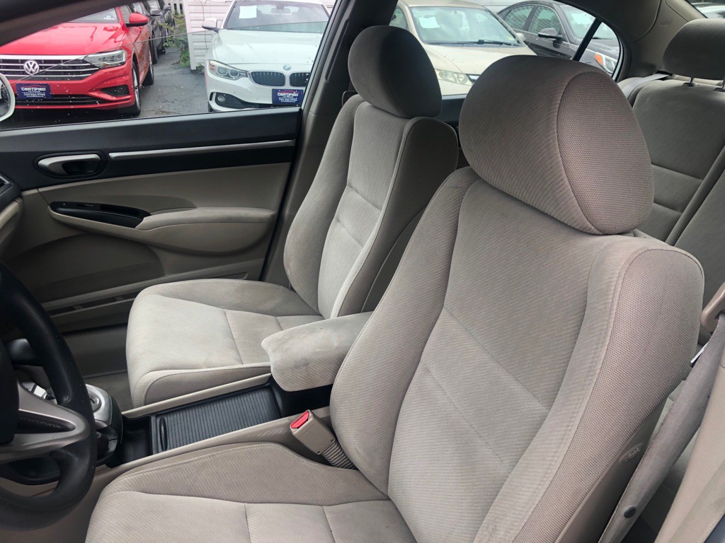 2011 Honda Civic Image 11