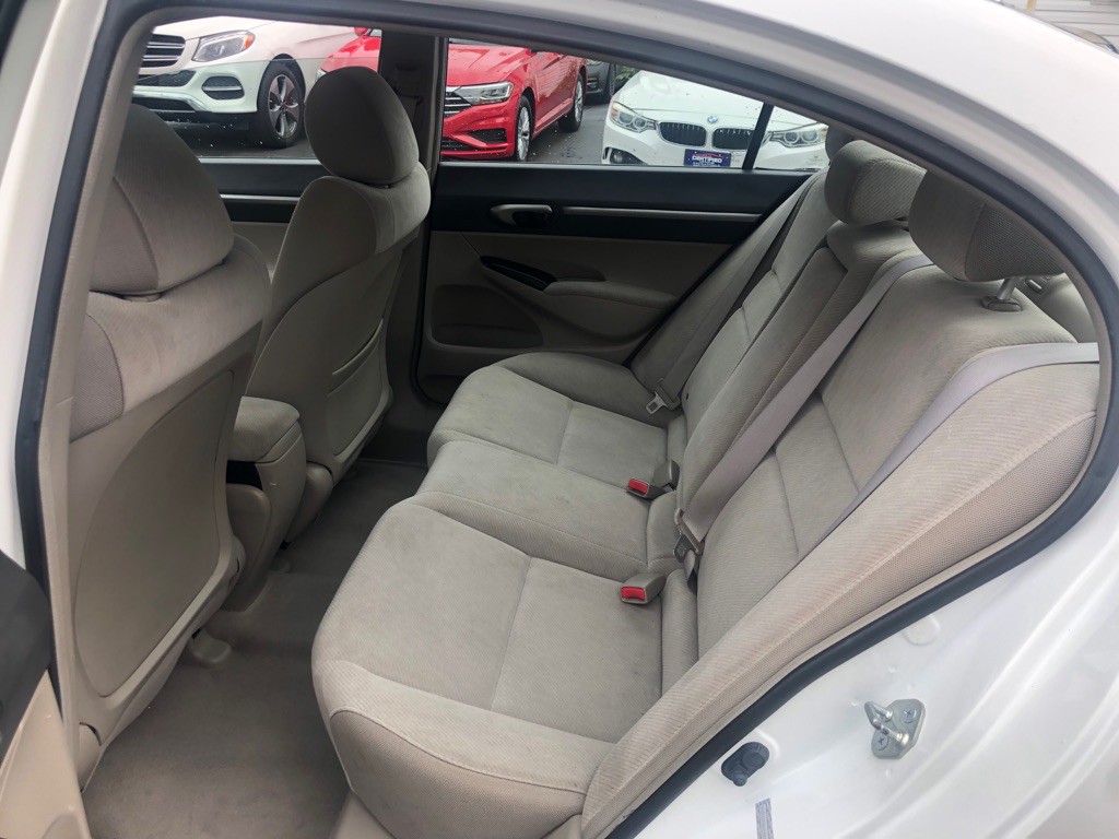 2011 Honda Civic Image 16