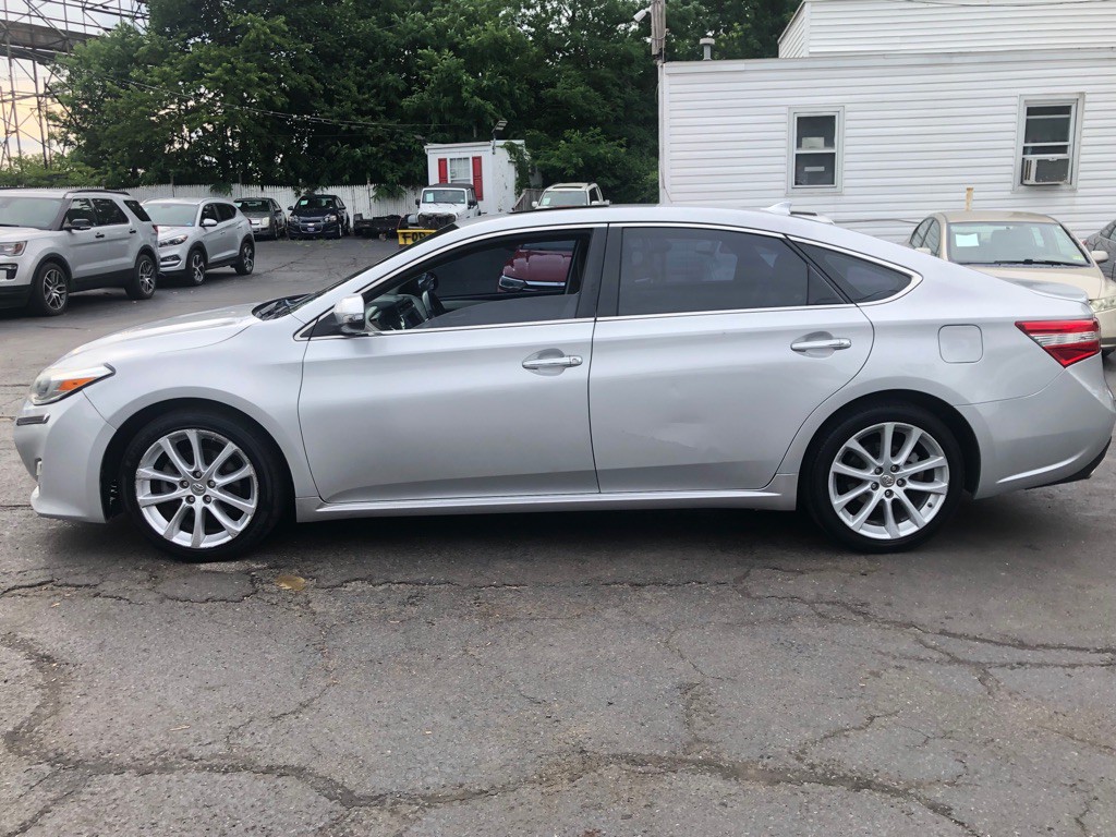 2013 Toyota Avalon Image 3
