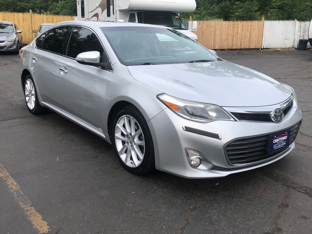 2013 Toyota Avalon Image 9