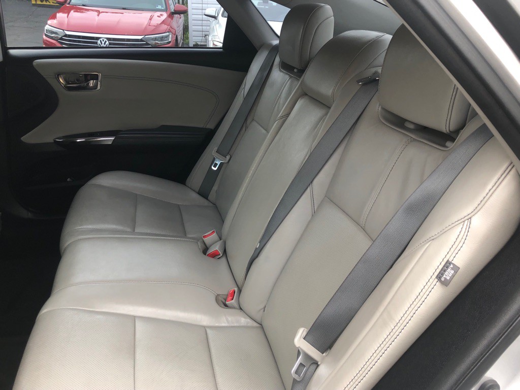 2013 Toyota Avalon Image 18