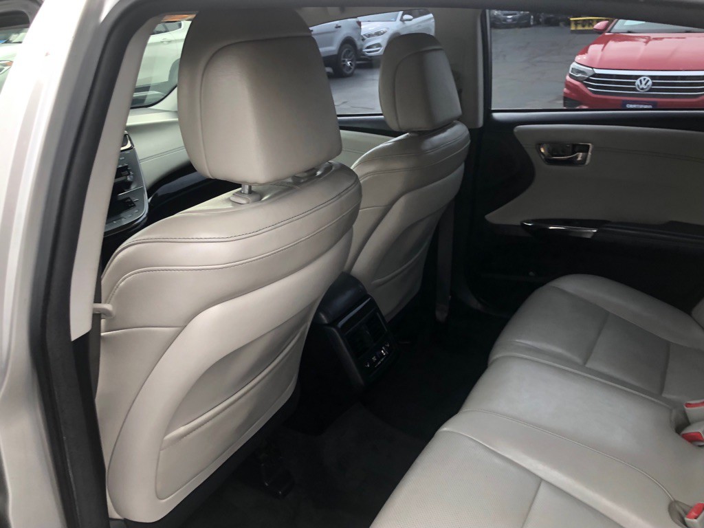 2013 Toyota Avalon Image 20