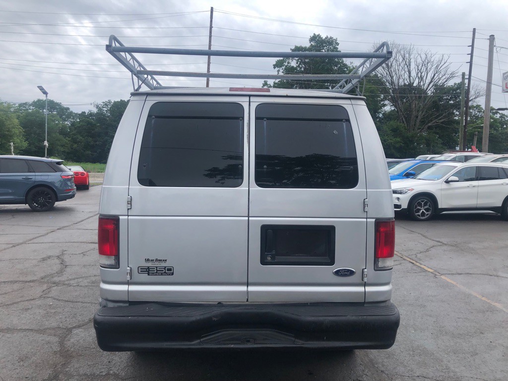 2001 Ford Econoline Image 5