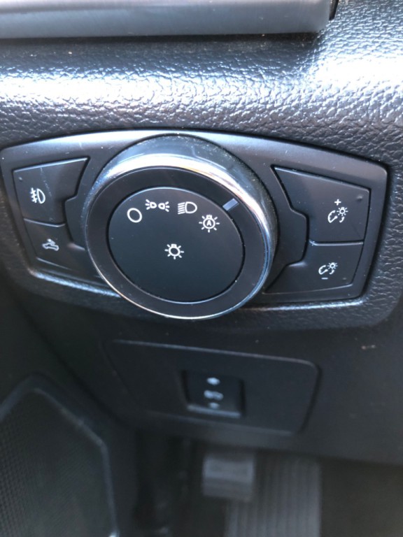 2016 Ford F-150 Image 28