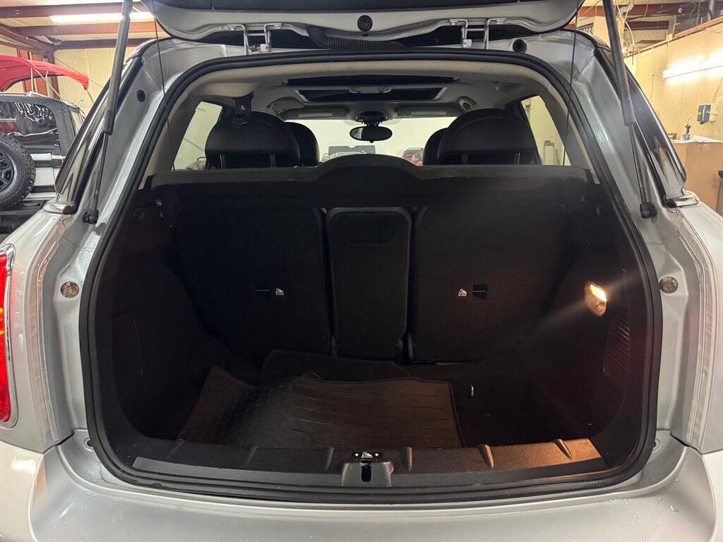 2014 MINI Countryman Image 11