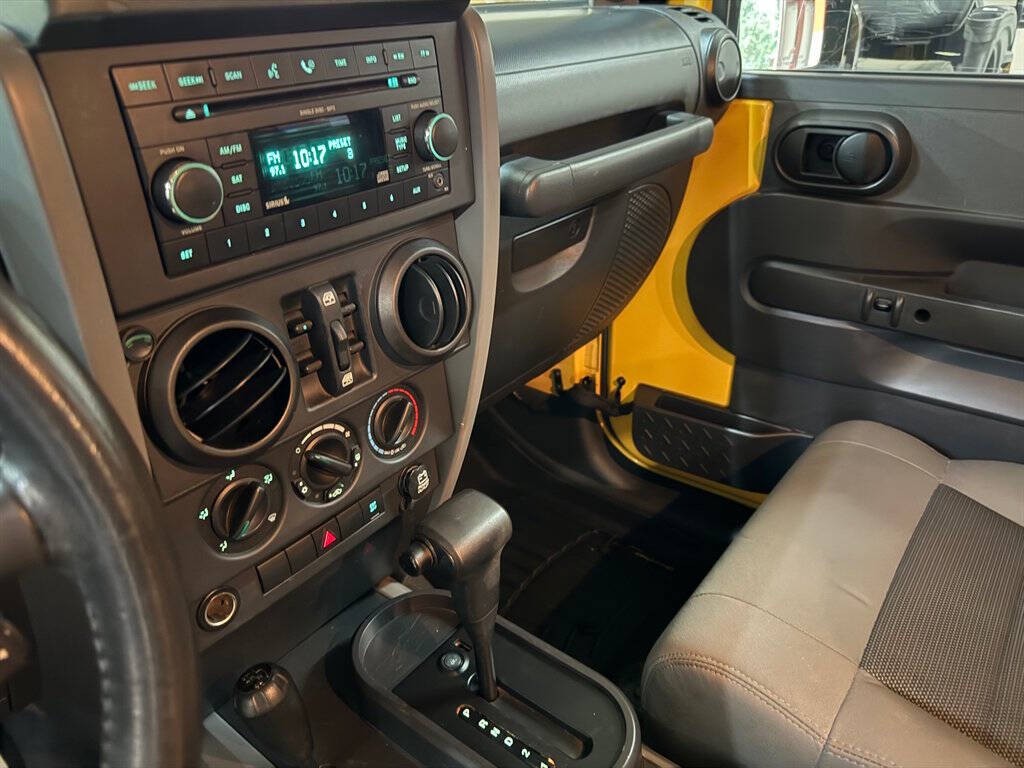 2008 Jeep Wrangler Unlimited Image 16