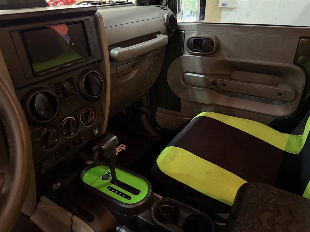 2007 Jeep Wrangler Image 19