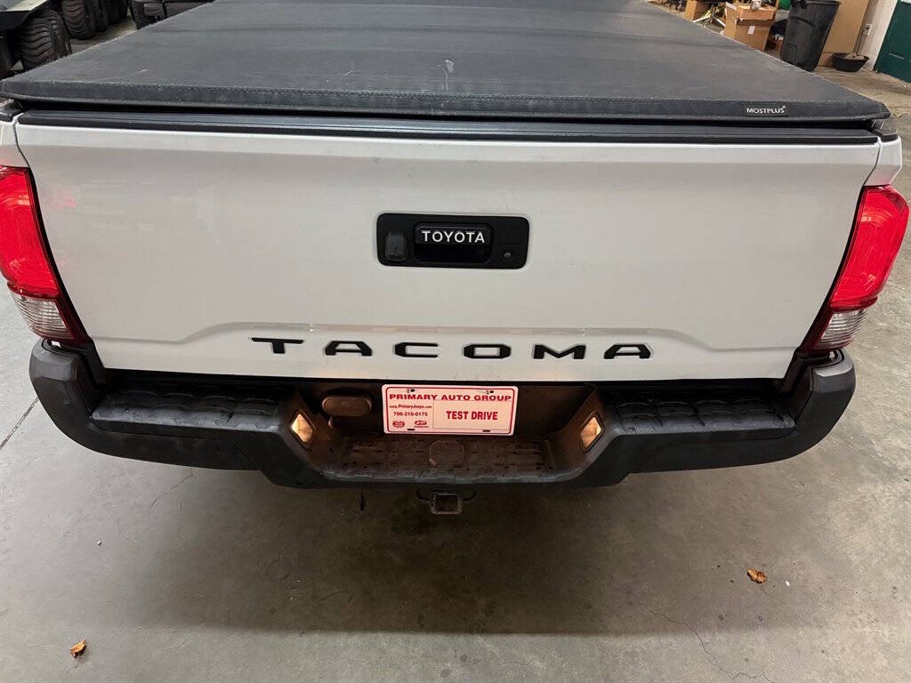 2019 Toyota Tacoma Image 11