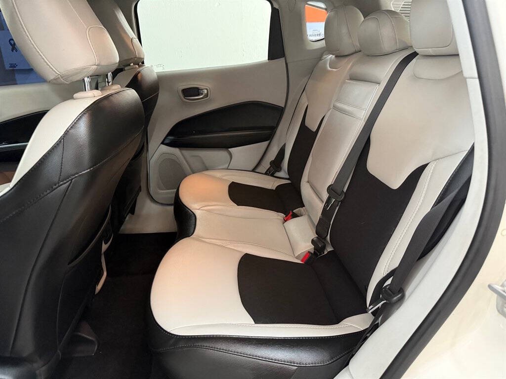 2019 Jeep Compass Image 11