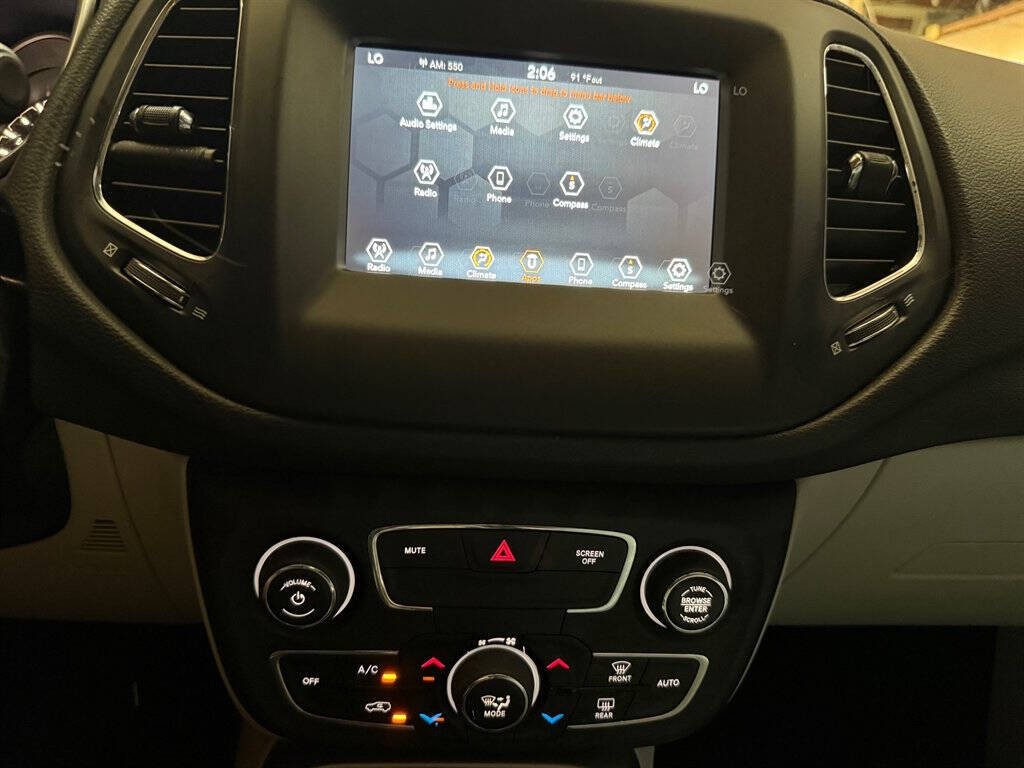 2019 Jeep Compass Image 17