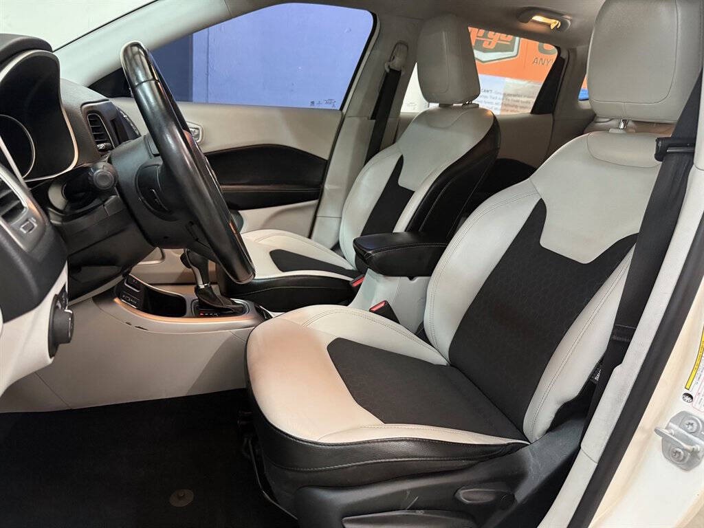 2019 Jeep Compass Image 27
