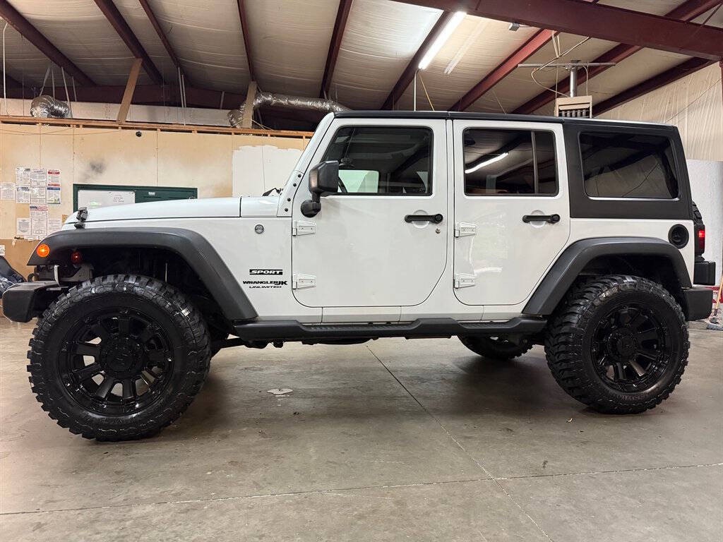 2018 Jeep Wrangler Image 11