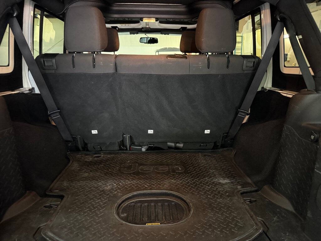 2018 Jeep Wrangler Image 22