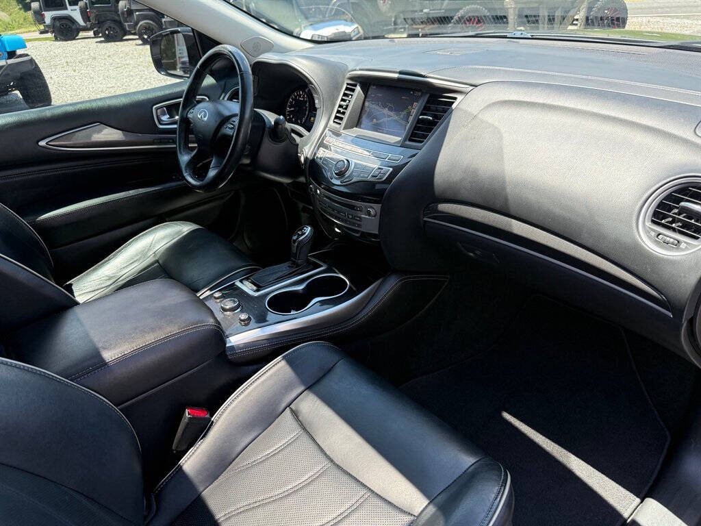 2017 INFINITI QX60 Image 18