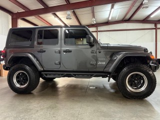 Image for 2019 Jeep Wrangler Unlimited Sahara ID: 6599860