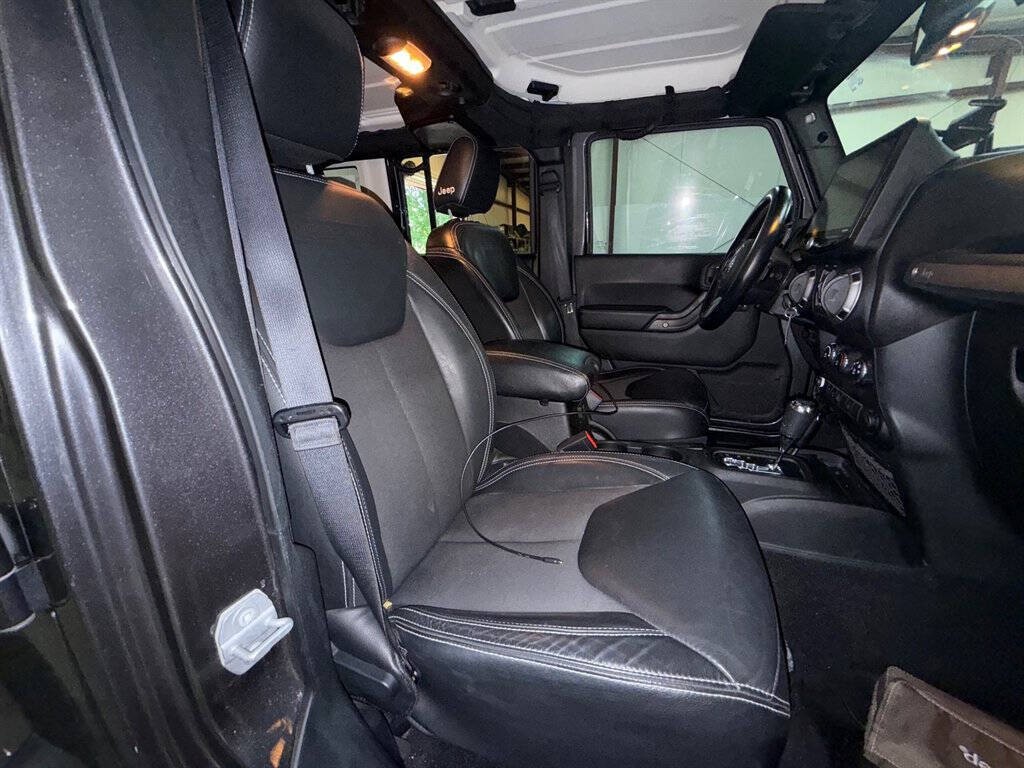 2017 Jeep Wrangler Unlimited Image 15