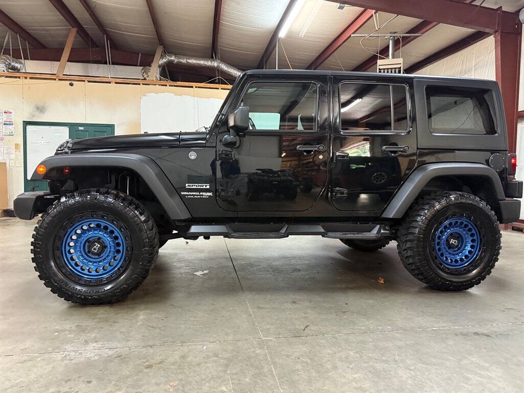 2018 Jeep Wrangler Image 18