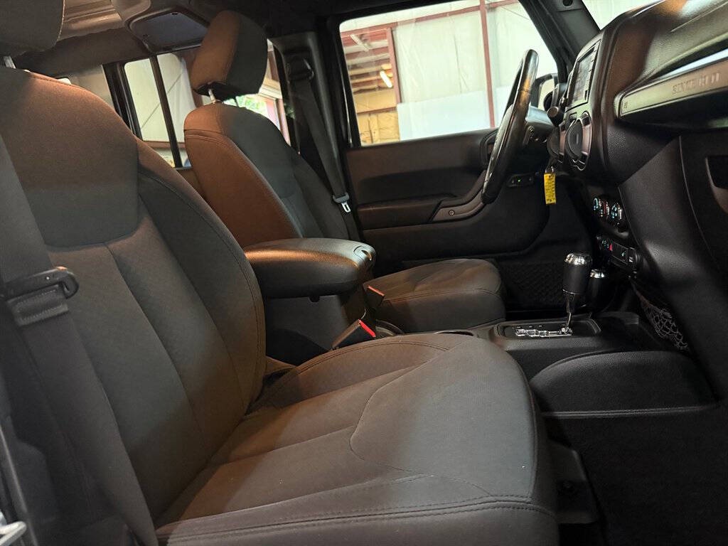 2018 Jeep Wrangler Image 24