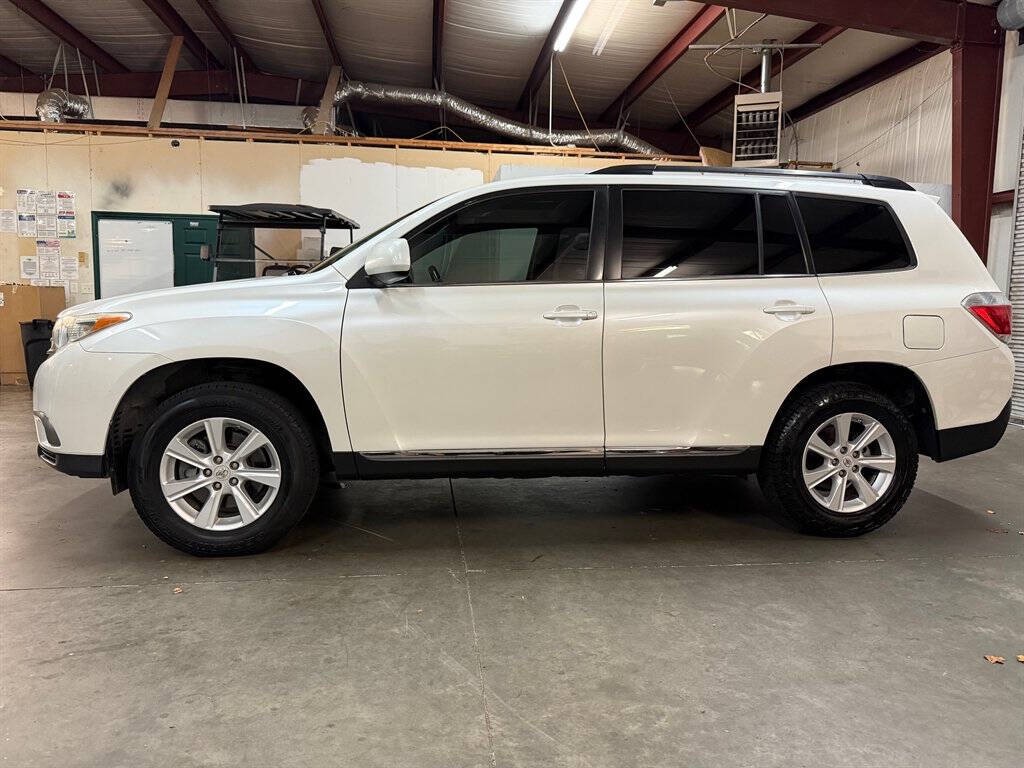 2012 Toyota Highlander Image 5