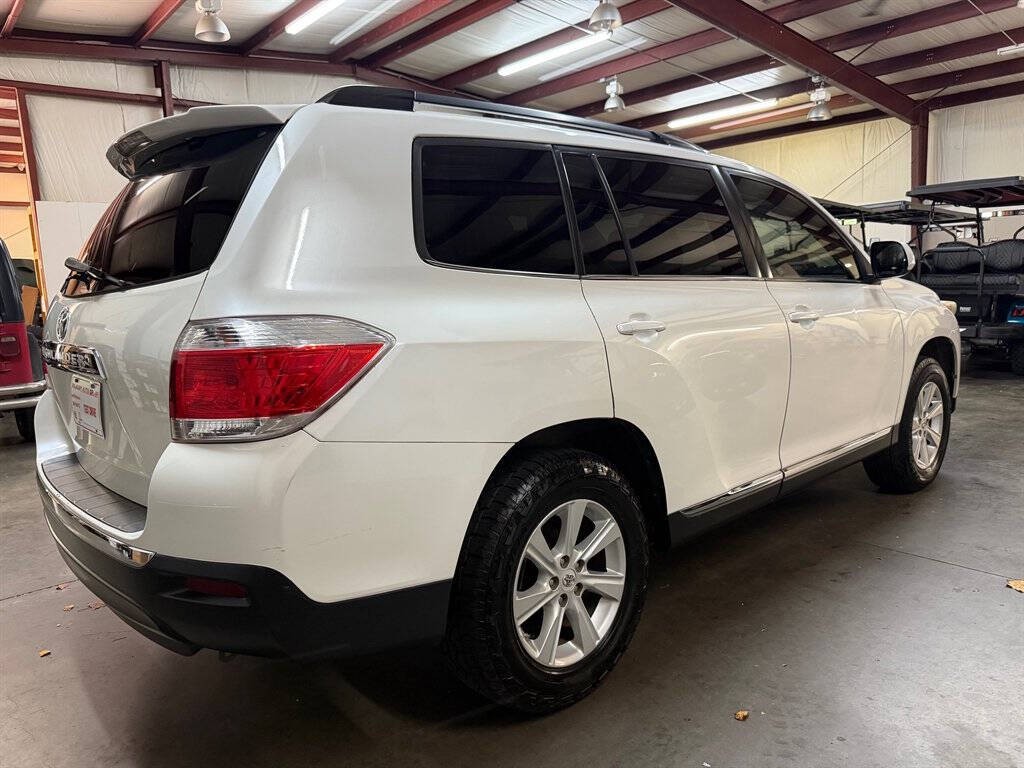 2012 Toyota Highlander Image 8