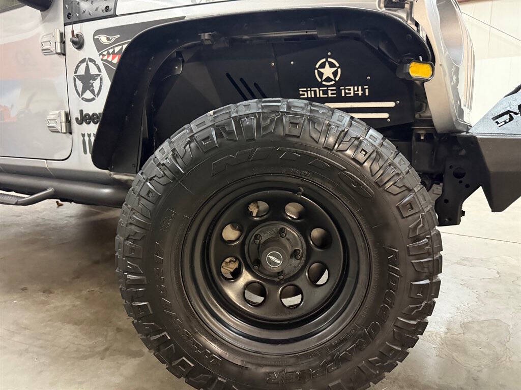 2018 Jeep Wrangler Unlimited Image 2