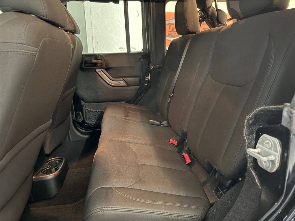 2014 Jeep Wrangler Unlimited Image 18