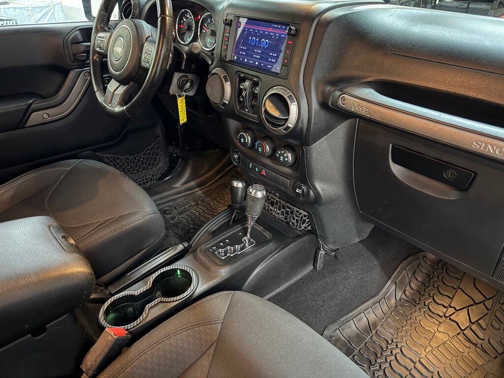 2014 Jeep Wrangler Unlimited Image 22