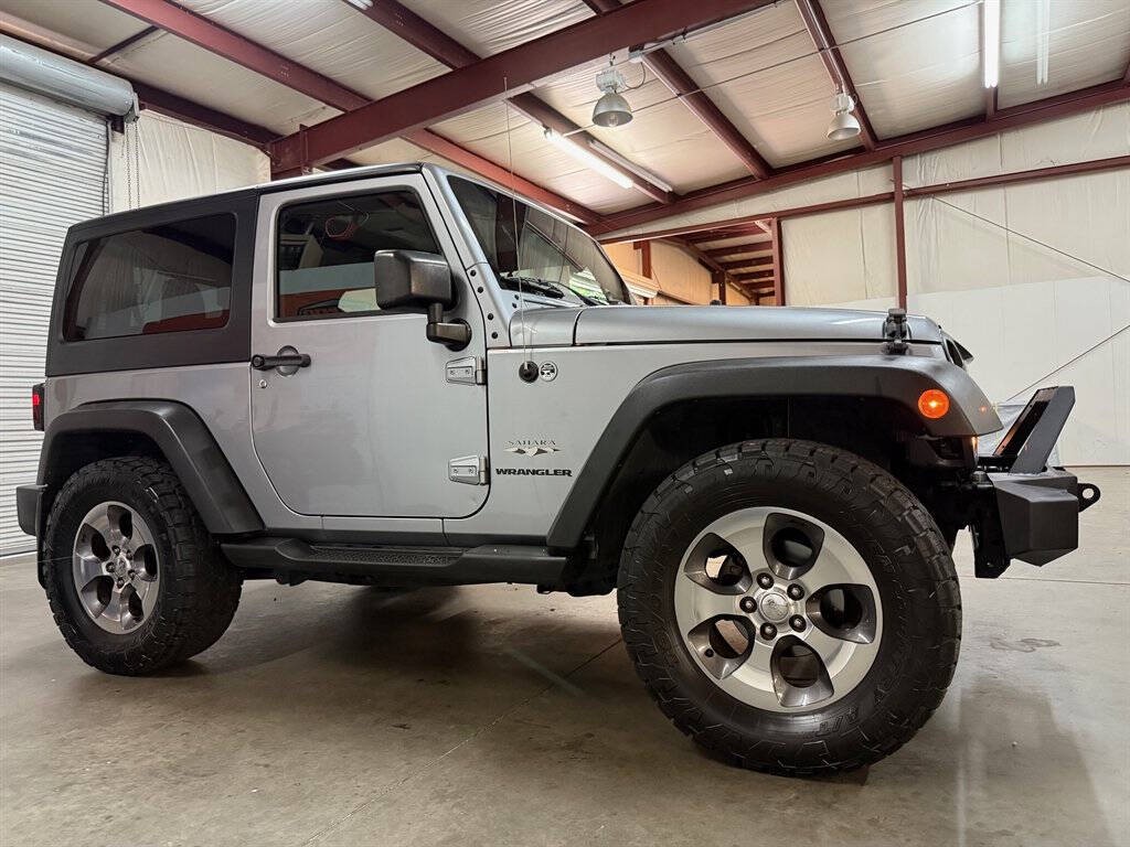 2017 Jeep Wrangler Image 9