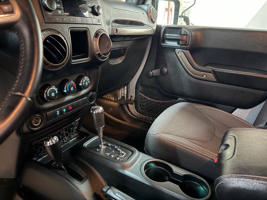 2018 Jeep Wrangler Image 17