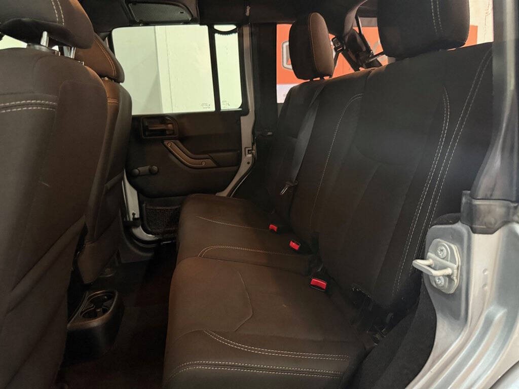 2018 Jeep Wrangler Image 18