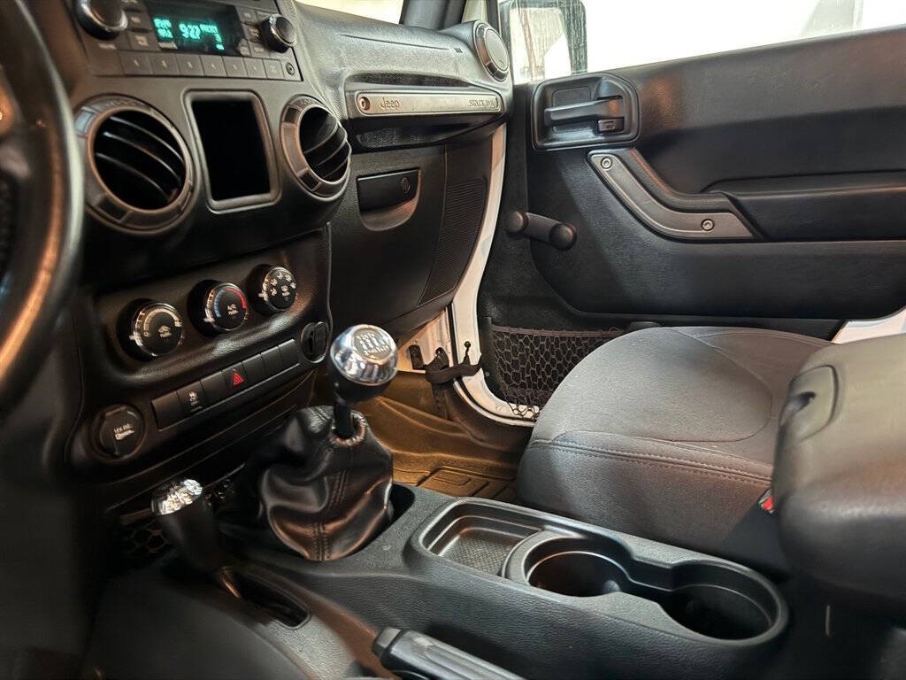 2018 Jeep Wrangler Image 14