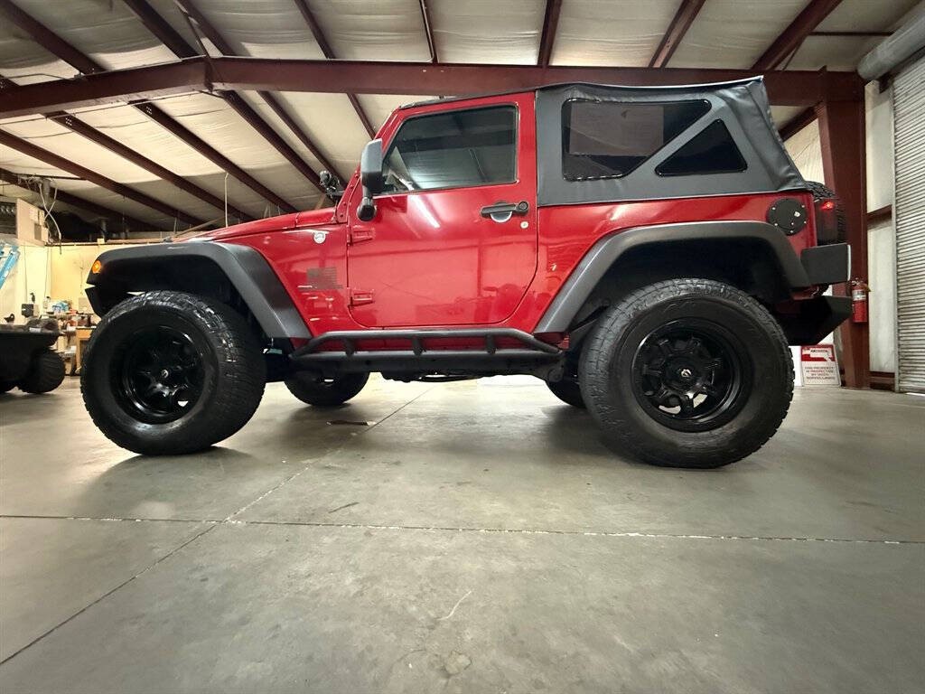 2011 Jeep Wrangler Image 3